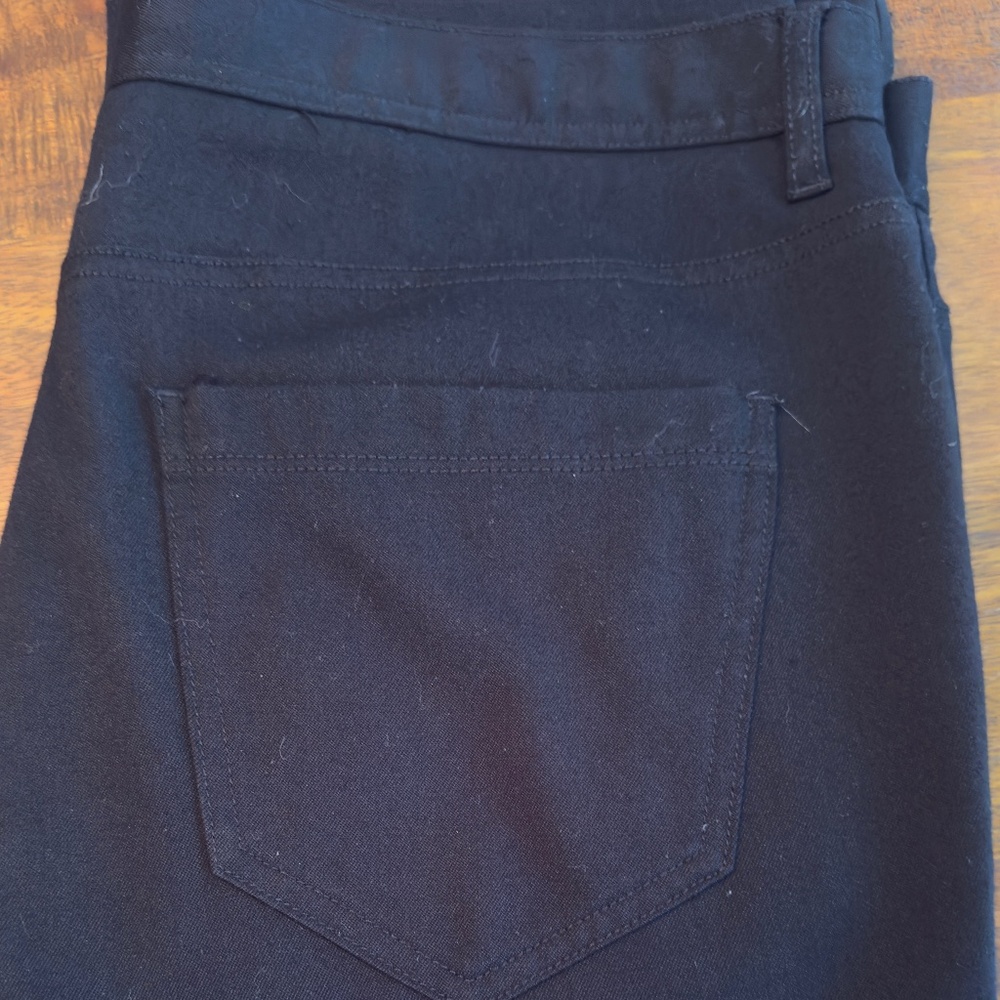 Perry Ellis TWO pairs of 5-pocket pants - Picture 8 of 14